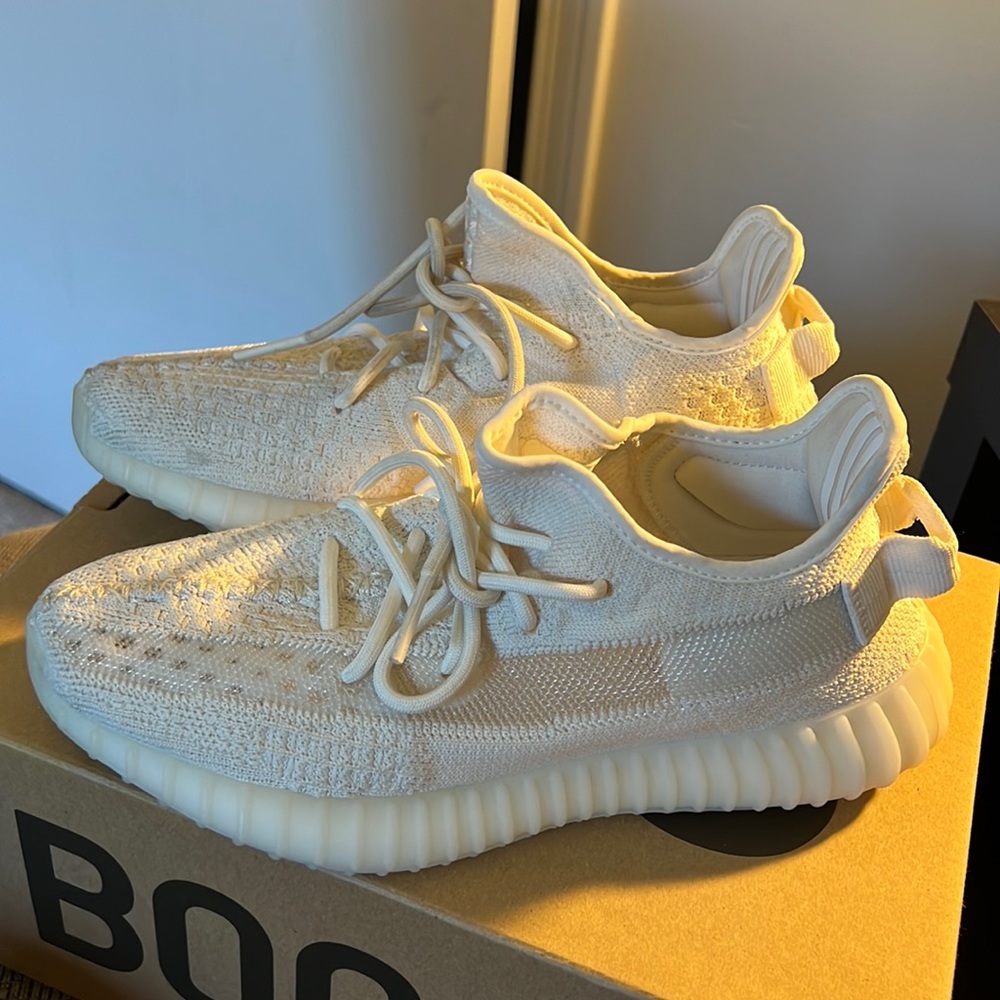 Yeezy boost 350 v2 “Bone”